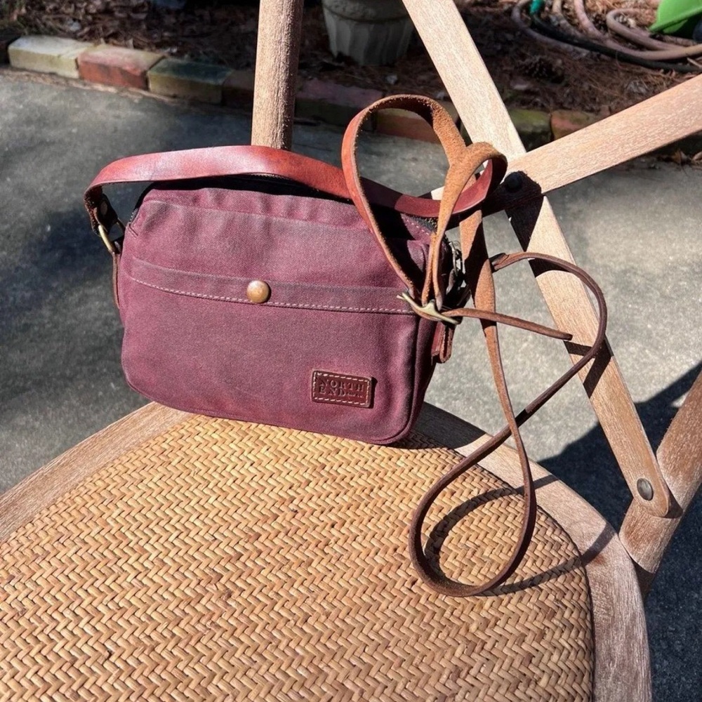 Leather crossbody bag